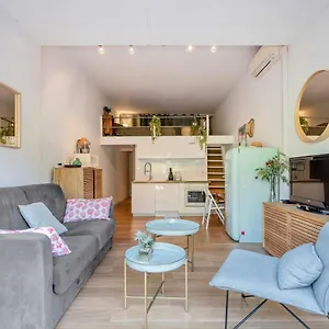  Apartment Cosy Port Athena